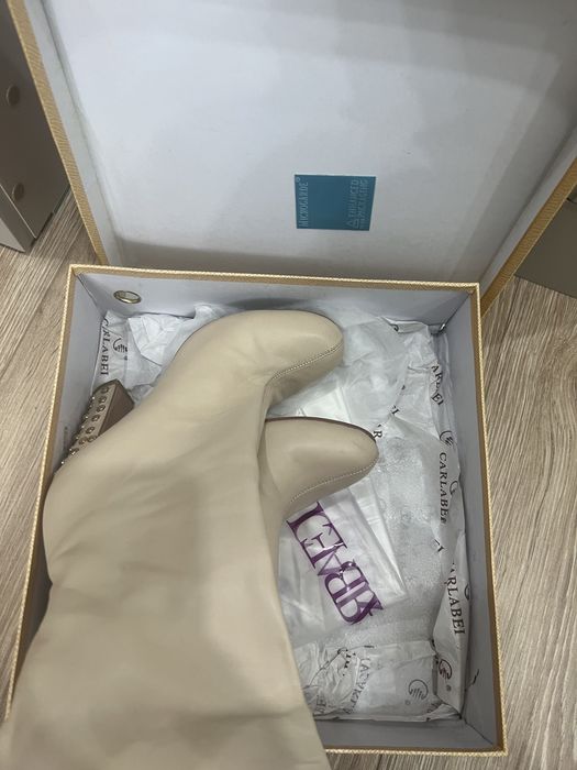 Продам женские сапоги