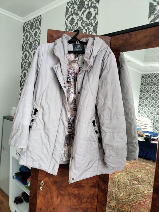 Продам вернюю одежду. Пальто, куртки