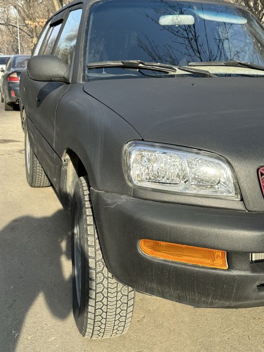 Toyta rav 4 машина срочно