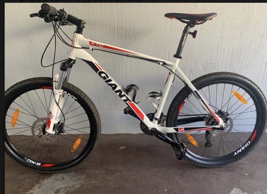 Giant. XTC carbon composite 26