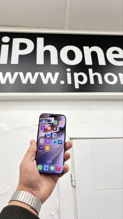 iphone 17 pro. 256 gb. Син. 100% бат.
