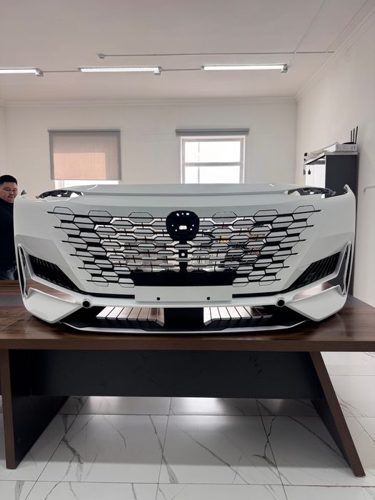 Передний бампер Changan UNI K