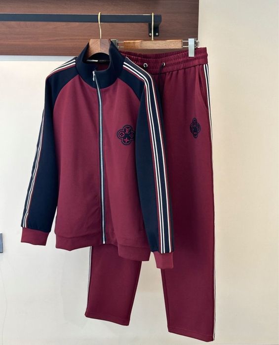 Trening Louis Vuitton , calitate premium , pe comanda , nou , M