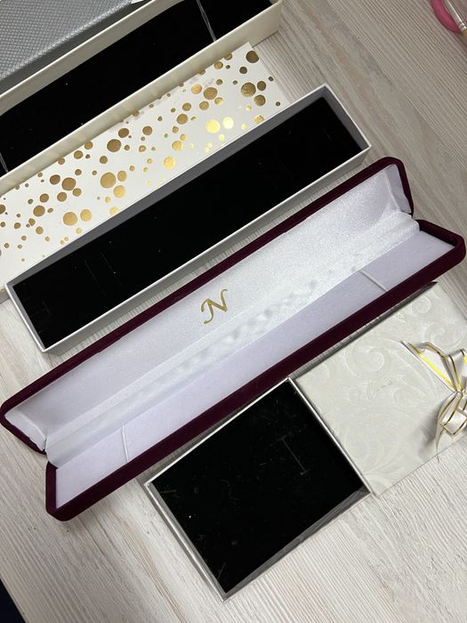 Коробка футляр для украшений в подарок