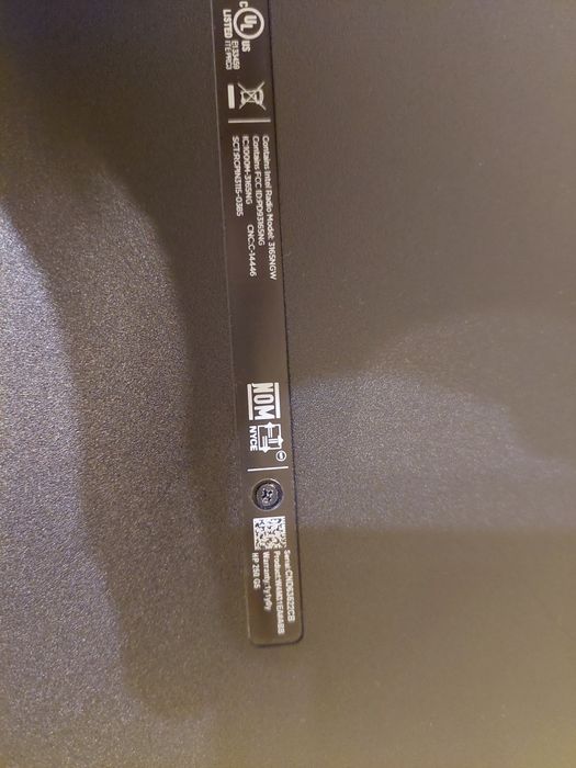 Лаптоп Hp 250 G5 - за части или ремонт