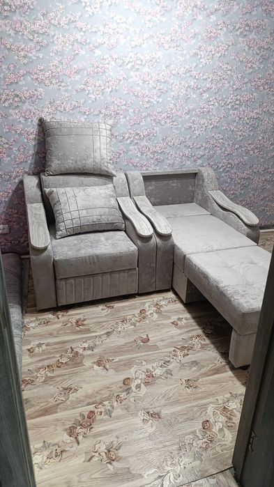 Продаются два кресла -кровати