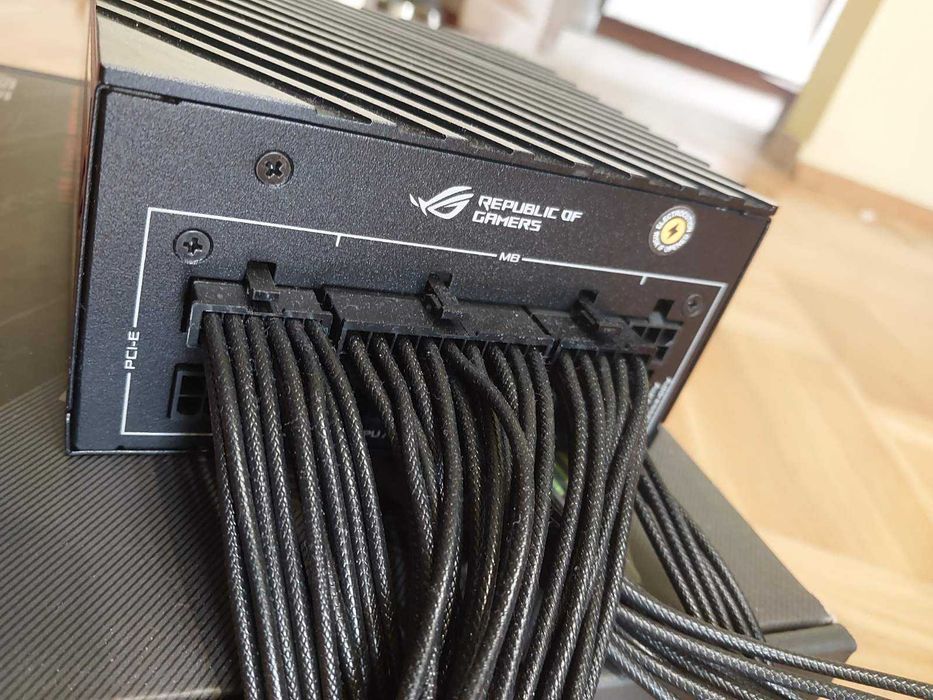 Asus ROG Loki 1000P SFX-L Gaming ATX 3.0 - 1000W Platinium