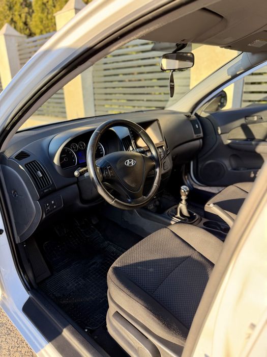 Vand/schimb Hyundai i30 Cw blue drive 2010 1.4 star stop navigatie