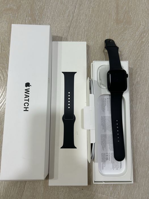 Часы Apple Watch SE 2 GPS Midnight Aluminum Case 44MM