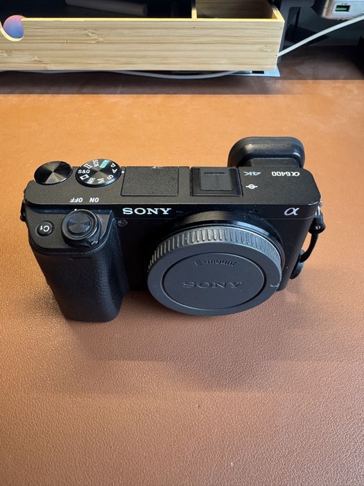 Sony A6400 + два обектива