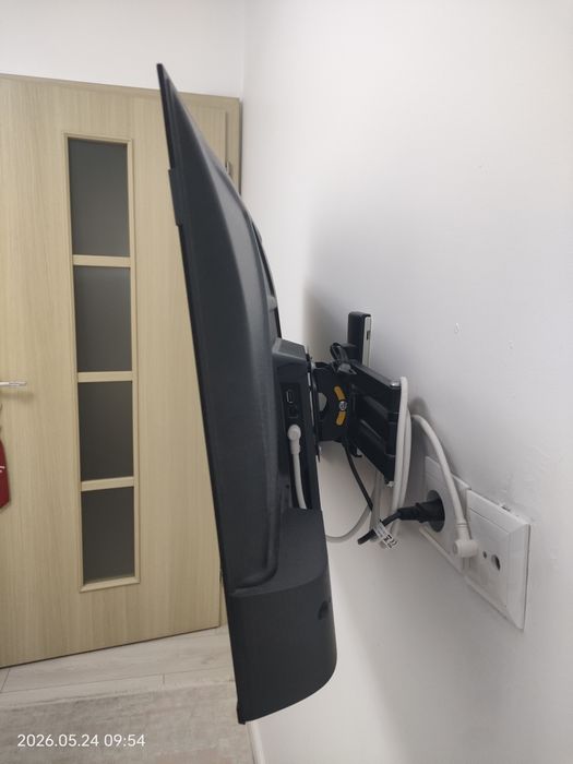 Televizor TCLl 80 CM
