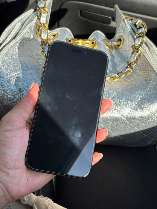Iphone 15  128гб