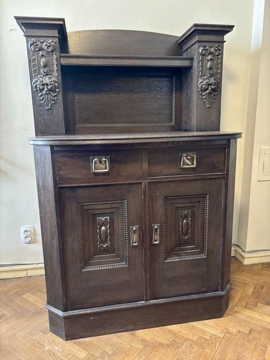 Ретро/винтидж бюфет 2 броя - дърво масив с дърворезба