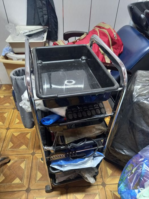 Кресло,оборудование парикмахер