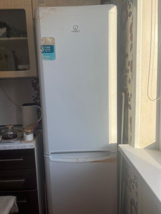 Продам холодильник б/у