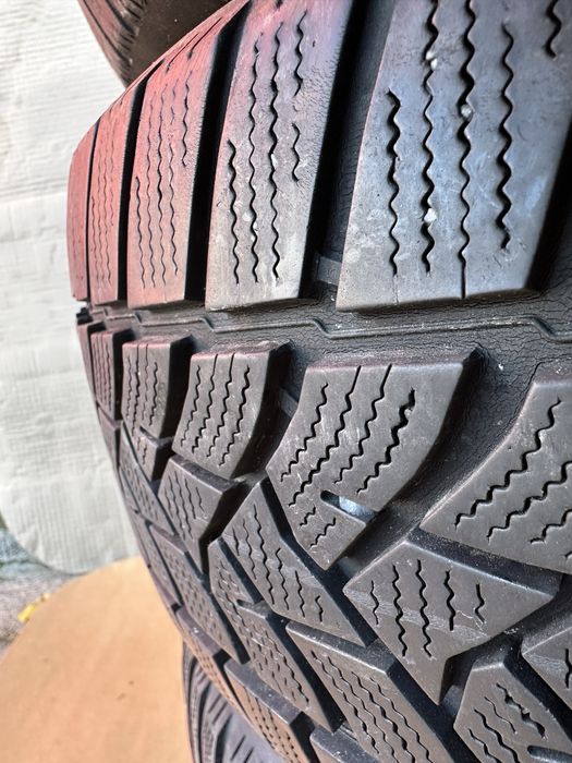 Dunlop 215/60/R16 M+S Volkswagen–Audi–Seat–Škoda