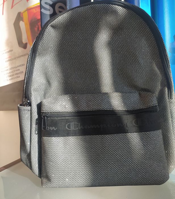 Дамска Раница Champion 20 лева.