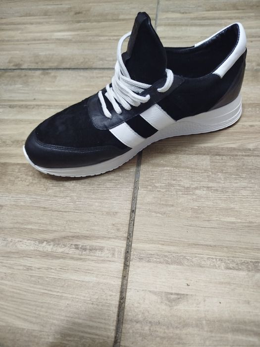 Adidasi Quattro Passi