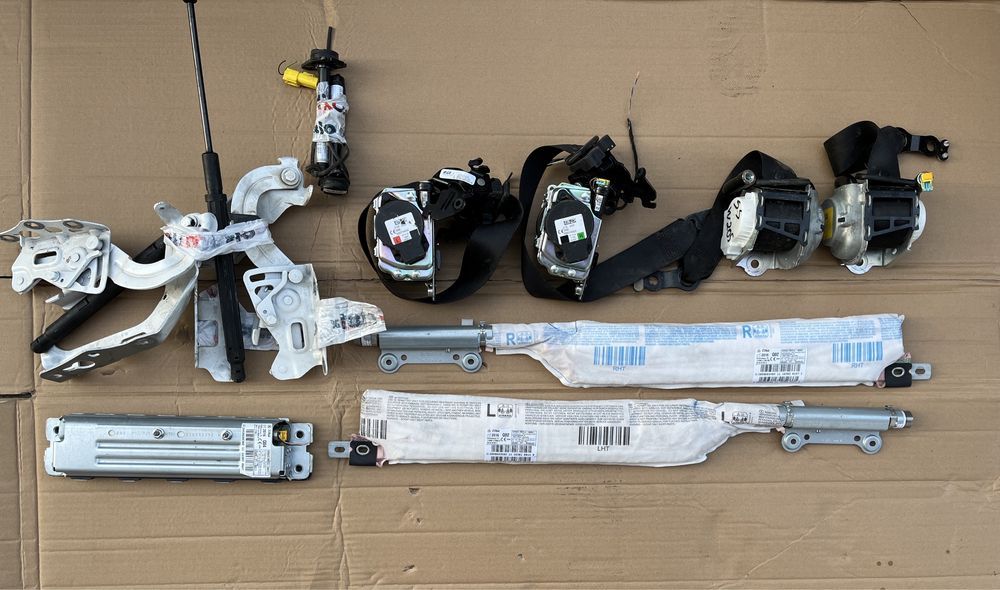 Balamale + Capse capota / Airbag usi + Genunchi Mercedes C W205