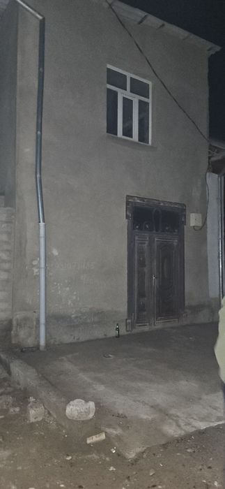 Гулистон Уй сотилади