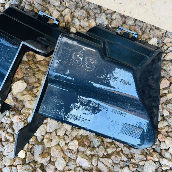 Брызговик оригинал рено дастер 10 тыс