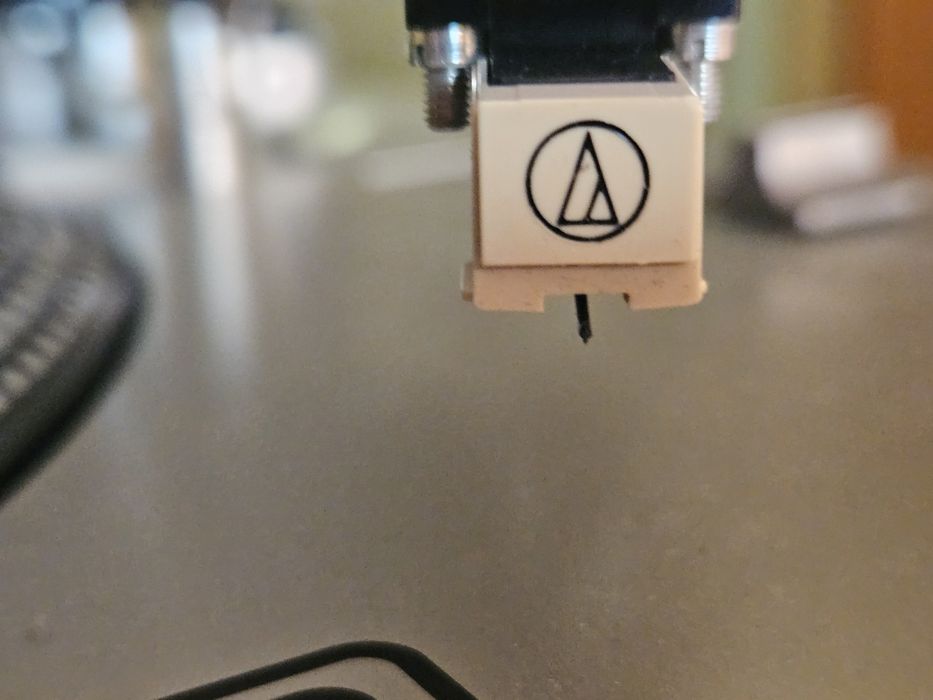 Грамофон аналогов TECHNICS  DJT-2