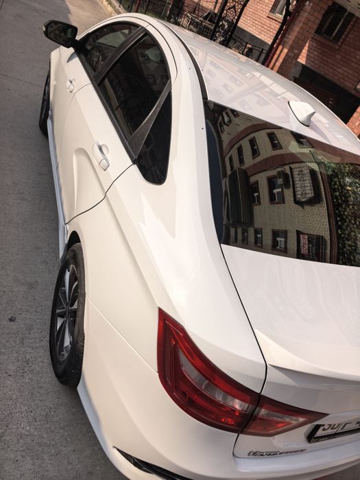 Лада Веста сотилади краска битта шопр ешида бор чизилгани учун сепилга