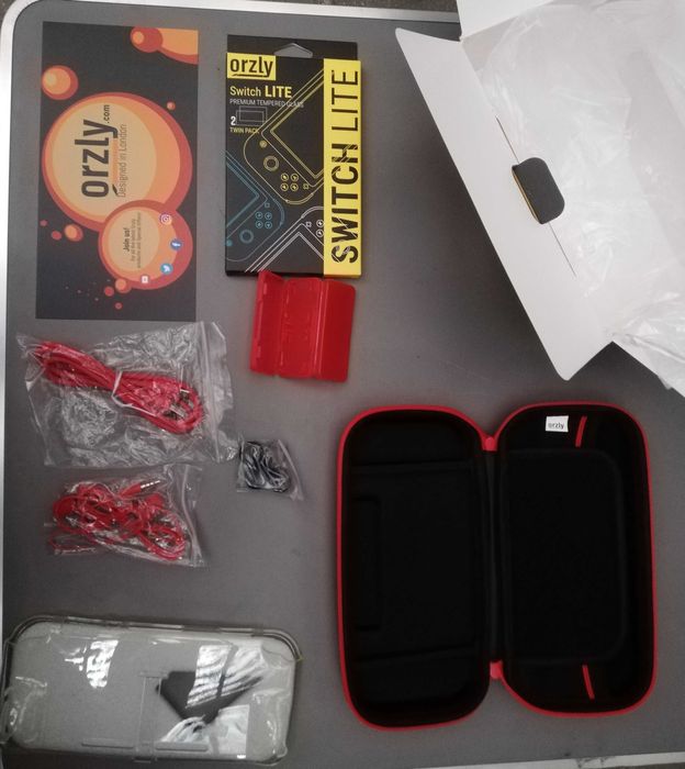 Orzly set Nintendo Switch Lite Essential Pack
