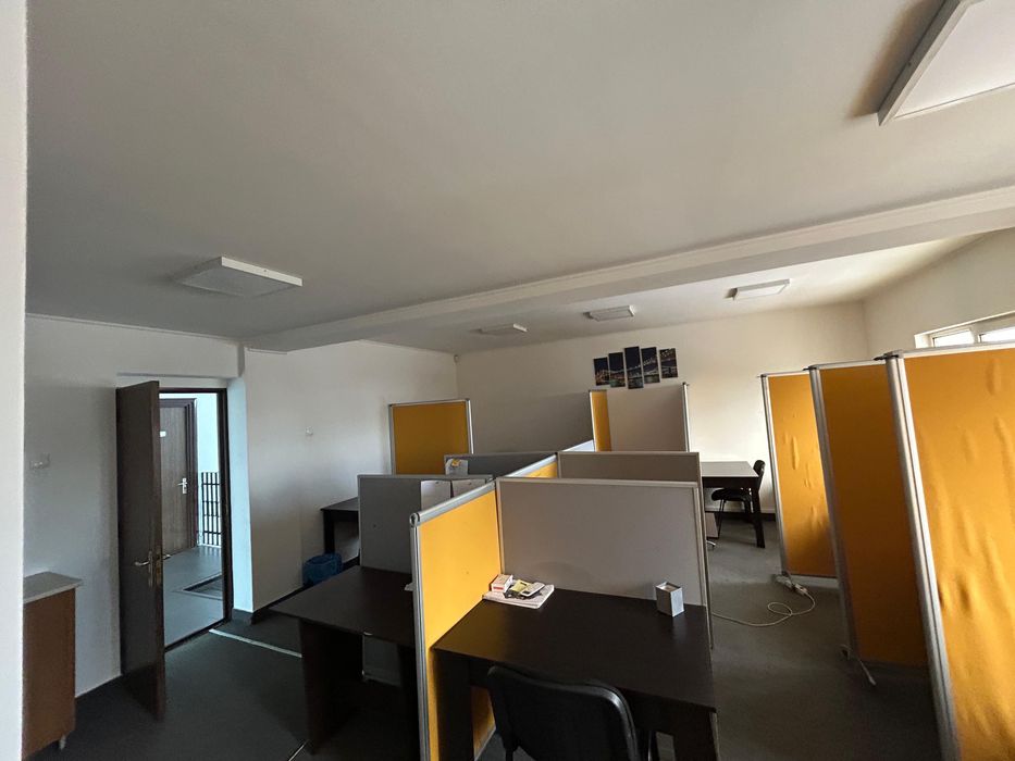 Birou Piața Progresul | Etaj 2 | Mobilat | Acces Terasă+Balcon