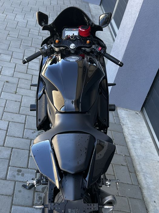 Yamaha yzf r7 (35kw nu mt07,duke,hornet,naked)