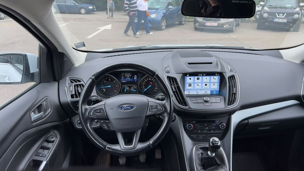 Ford Kuga ,an 2017,motor 1.5 Diesel
