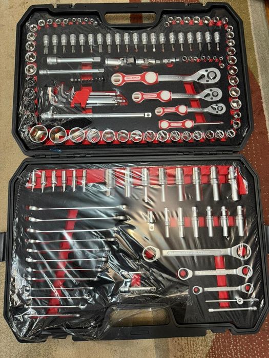 Набор  ключей  151 предмет