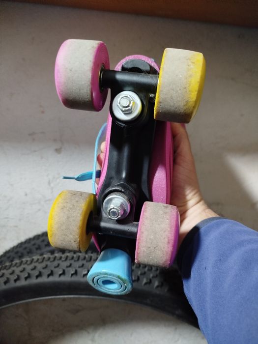 Ролкови кънки за момиче