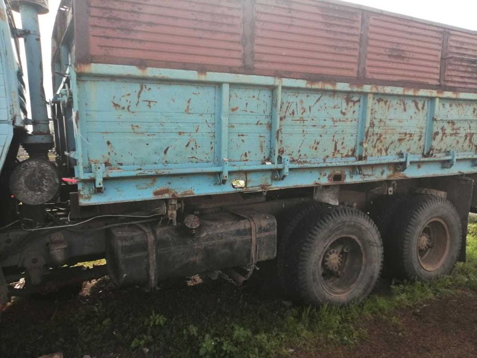 Продам КАМАЗ с прицепом сельхозник