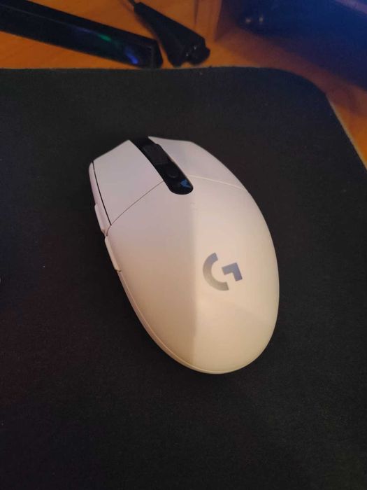 Игровая мышь Logitech G304 Lightspeed