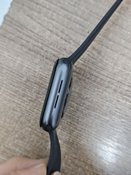 apple watch se 44m
