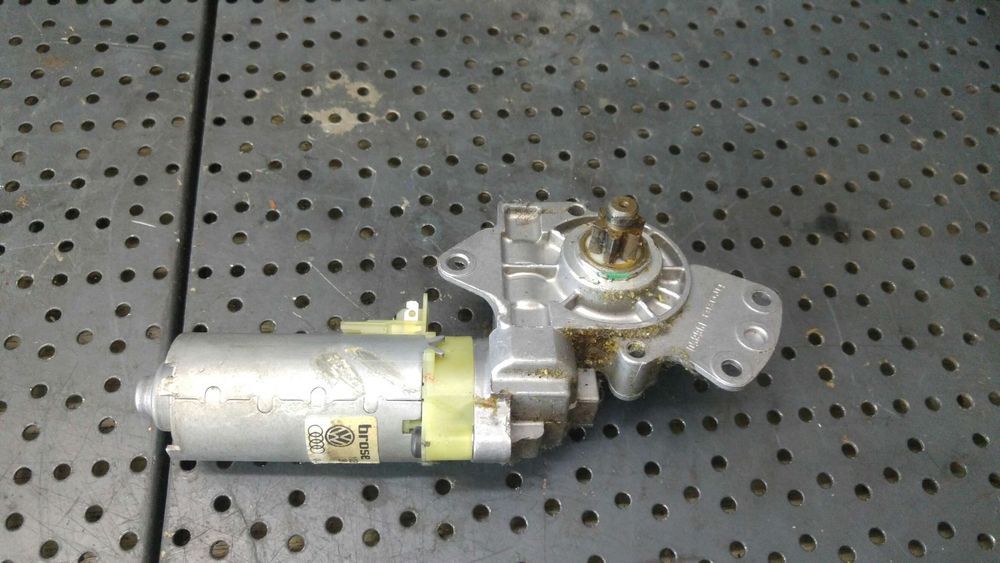 Motoras reglaj scaun stanga fata skoda superb 1022184997115 3b0959761aj