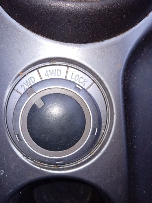 Мицибуши аутлендър 2 4×4