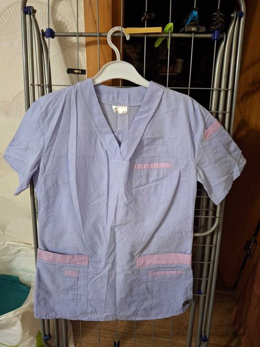 Медицинские халаты и форма