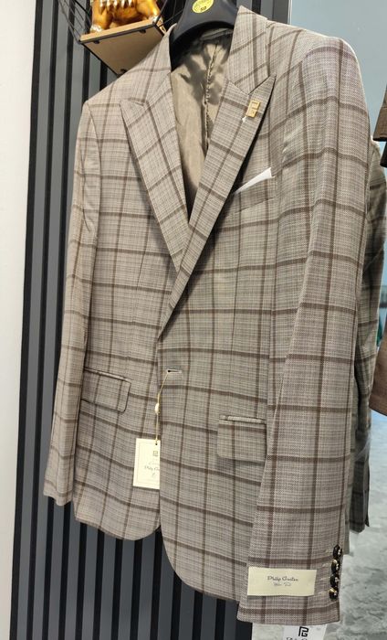 Costum elegant slim