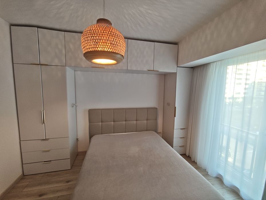 Mobila dormitor perete
