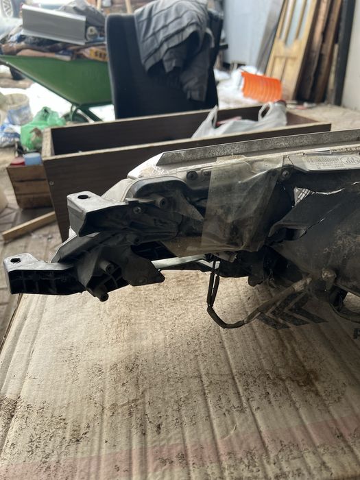 Фары от Тойота Каролла 185 кузов