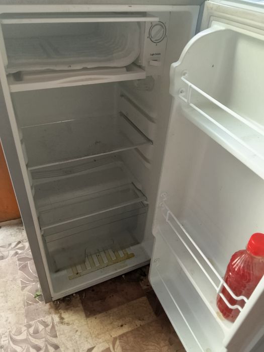 Продам мини холодильник