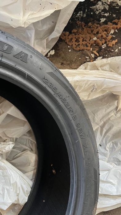 Шины разноразмерные