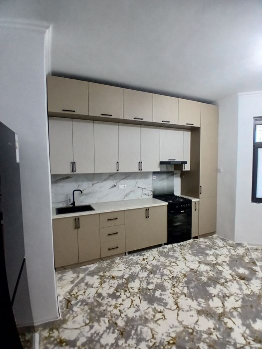 3 xonali kvartira Qorasuvda