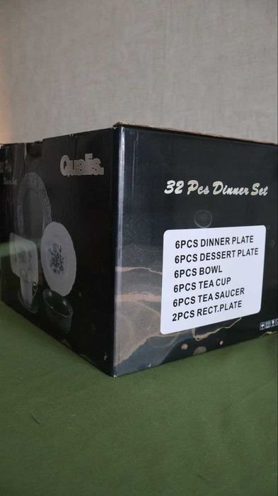 Сервиз Qualis 32 предмета, отличное состояние