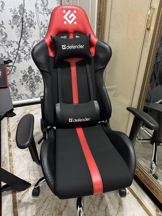 Игровое кресло Defender