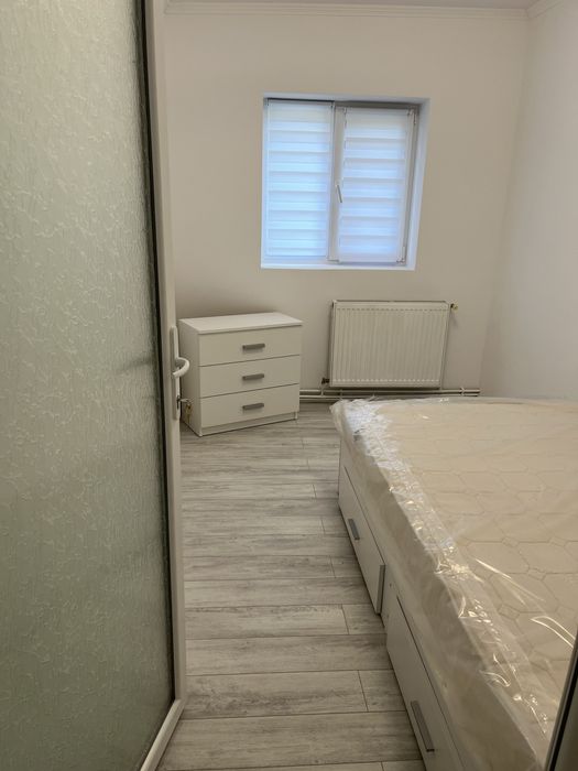 Închiriere apartament 3 camere – totul nou, 450 €/lună.