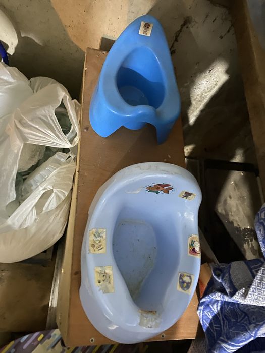 Отдам даром горшки детские