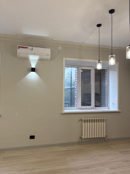Продам 2хком квартиру район 8 школы.